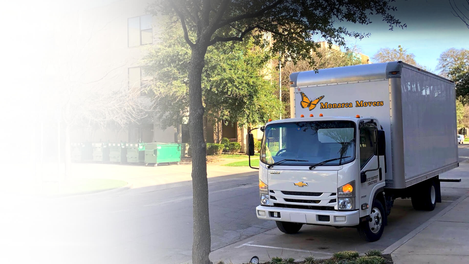 Dallas Movers. Monarca Movers Experts. A Dallas Moving Company